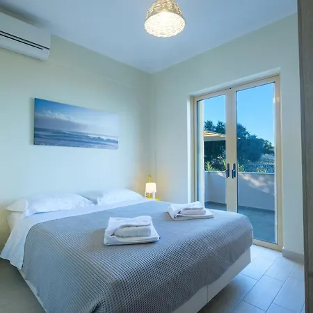 Hilltop Residences Kalamaki  Exterior photo